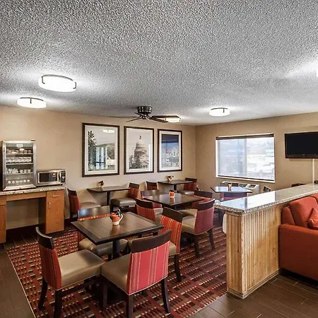 Quality Inn 
